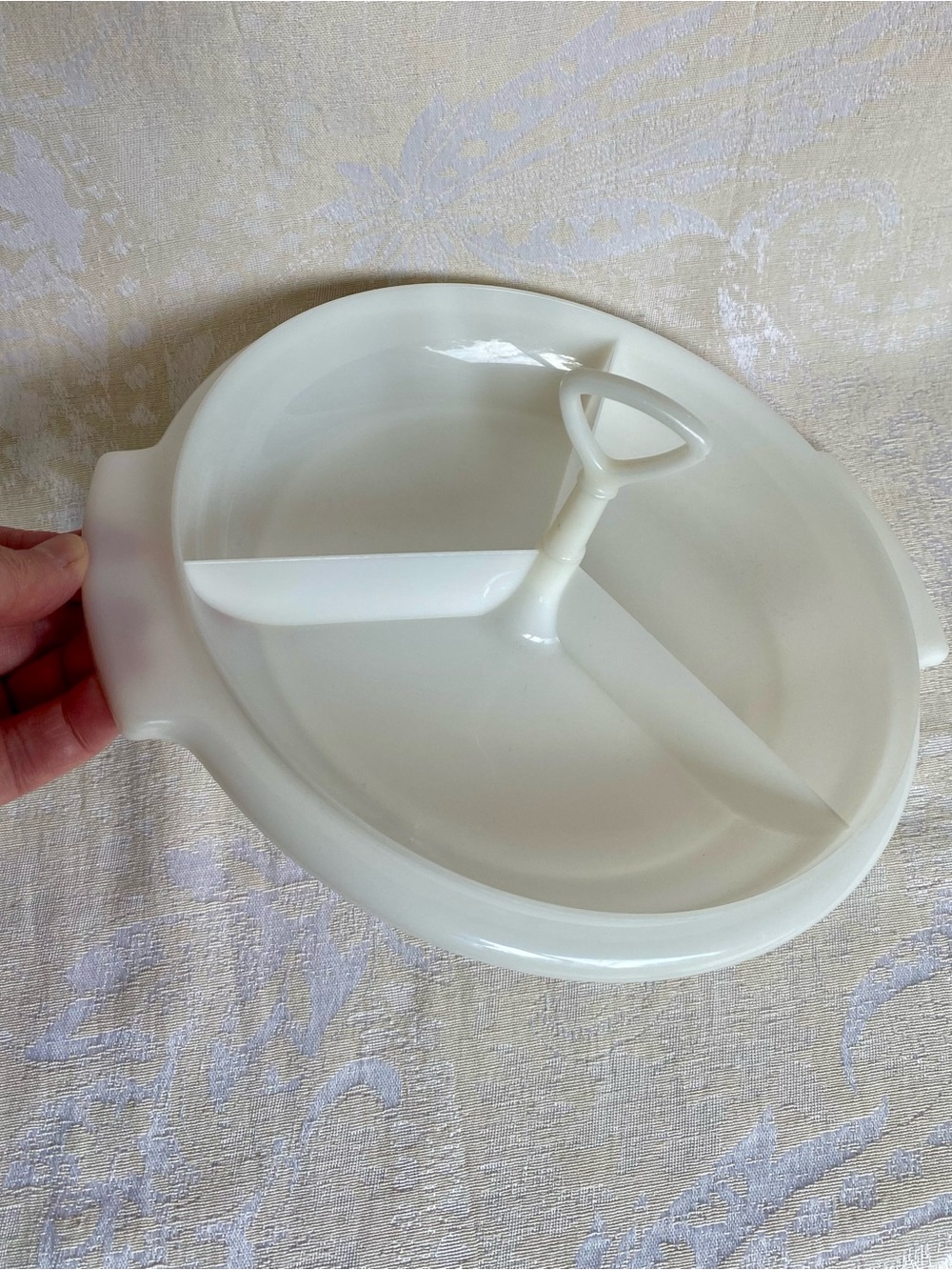 Tupperware Divided Serving Tray - Picture 7 of 8